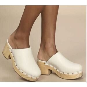 NWT Steve Madden Brooklyn Leather Ivory Clogs - Size 7.5 US